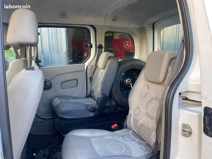 Renault Kangoo 2009 photo 3