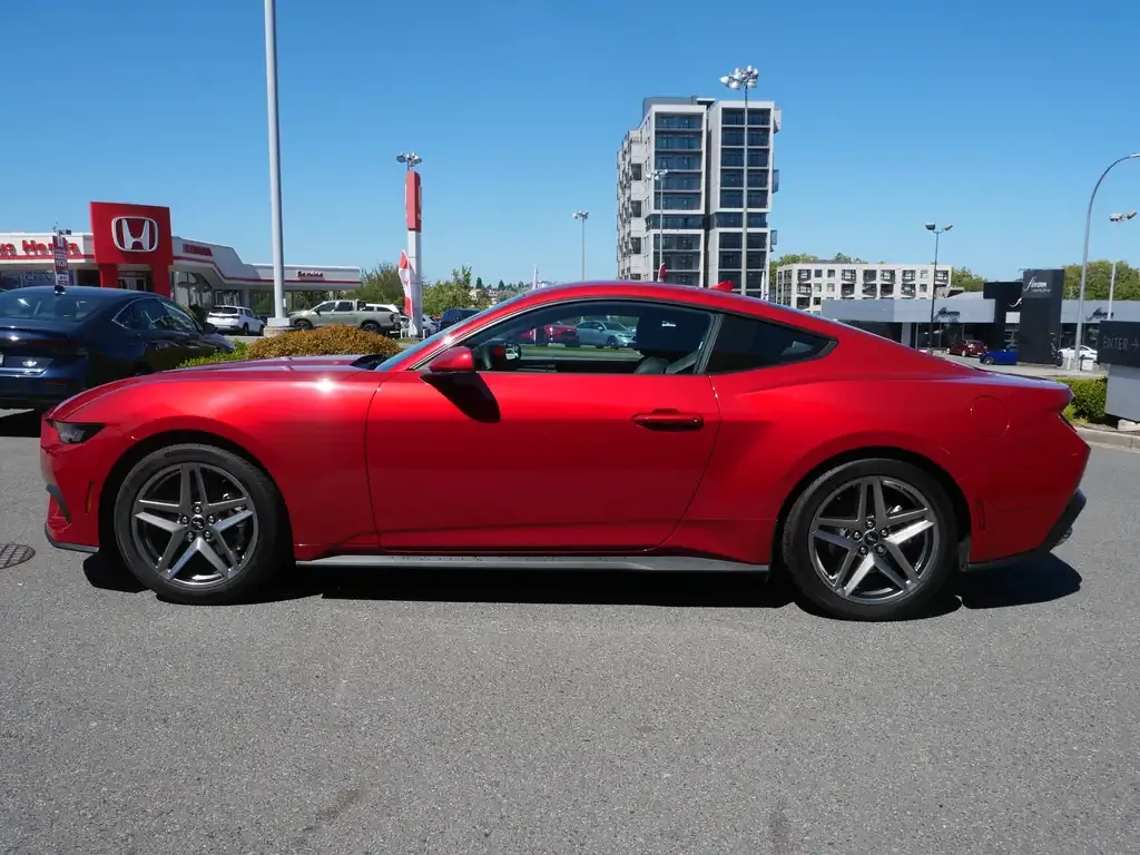 Ford Mustang 2024 photo 4