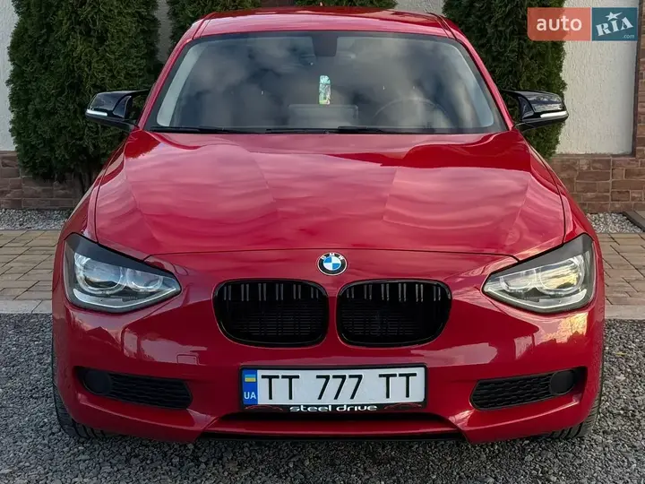 BMW 1 Series 2012 photo 2