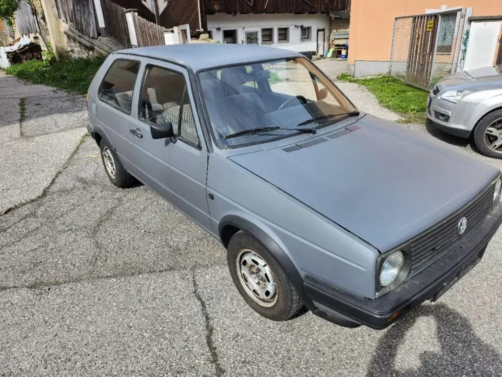 Volkswagen Golf 1984 photo 2