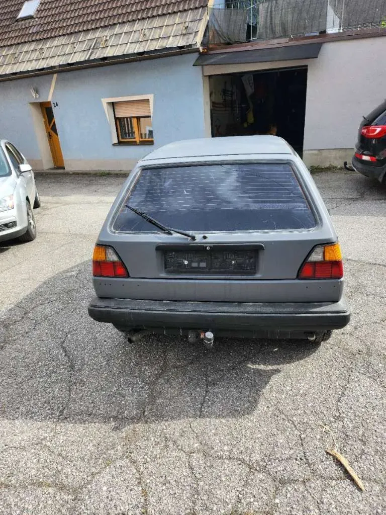 Volkswagen Golf 1984 photo 3
