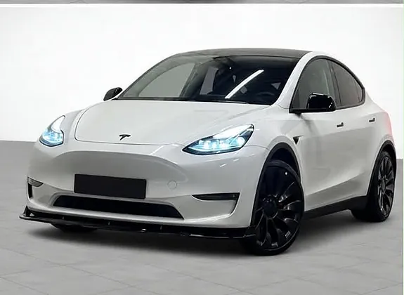 Tesla Model Y 2023 photo 2