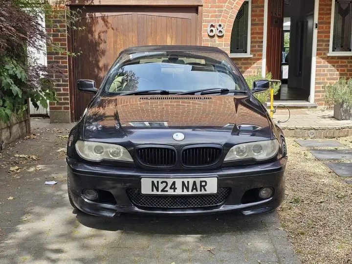 BMW 330Ci Convertible 2004 photo 2