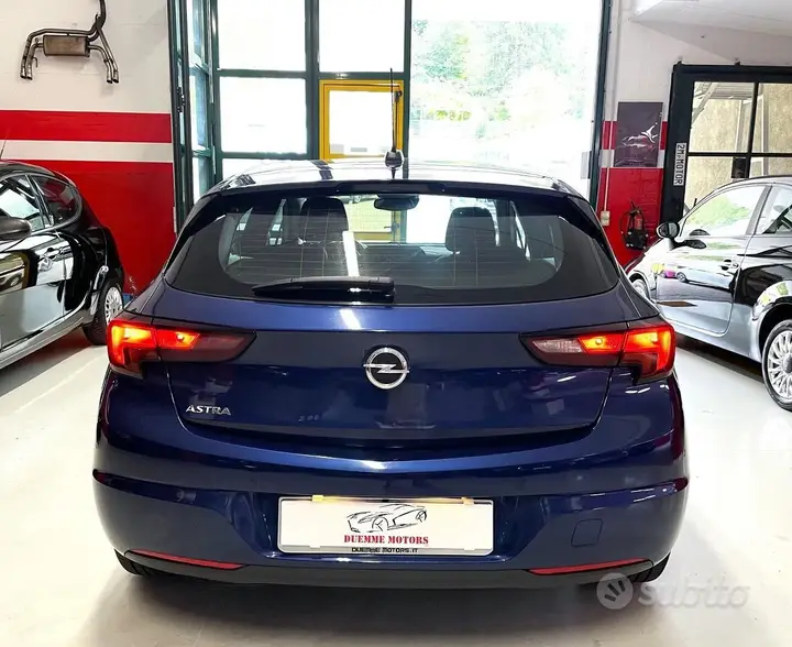 Opel Astra 2022 photo 5