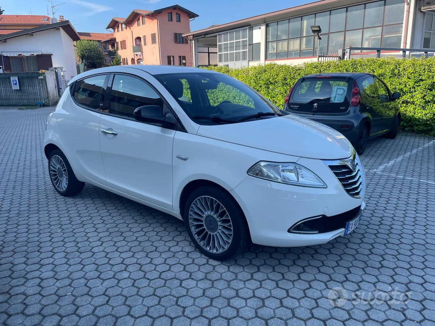 Lancia Ypsilon 2015 photo 3