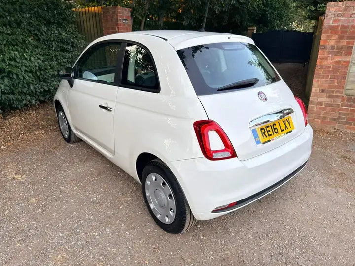 Fiat 500 2016 photo 2