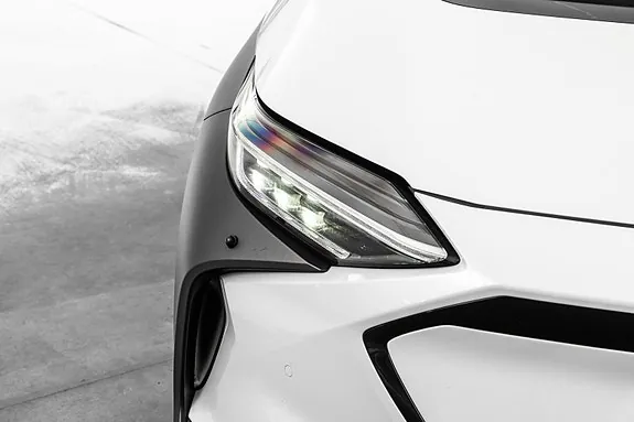 Subaru Solterra 2023 photo 5