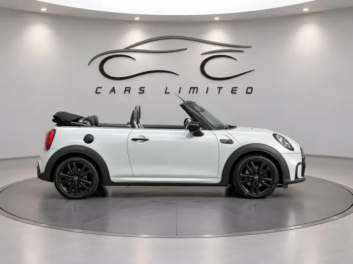 Mini Convertible 2022 photo 2