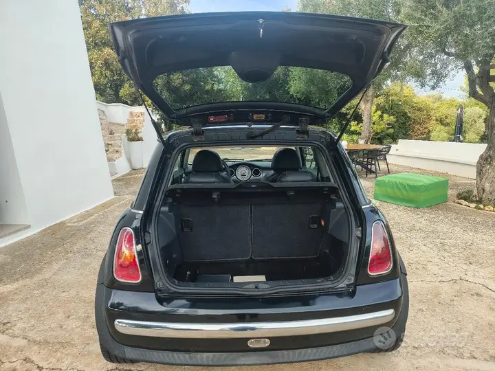 Mini Cooper D 2006 photo 3