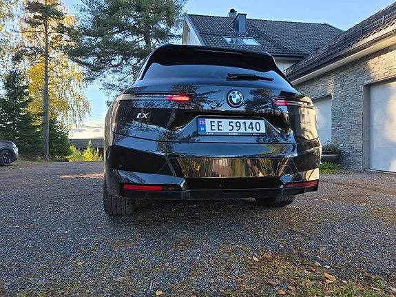 BMW Ix 2023 photo 4