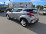 Toyota C-Hr 2022 photo 3