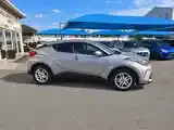 Toyota C-Hr 2022 photo 4