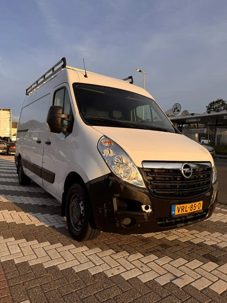 Opel Movano