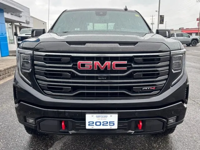 GMC Sierra 1500 2025 photo 2