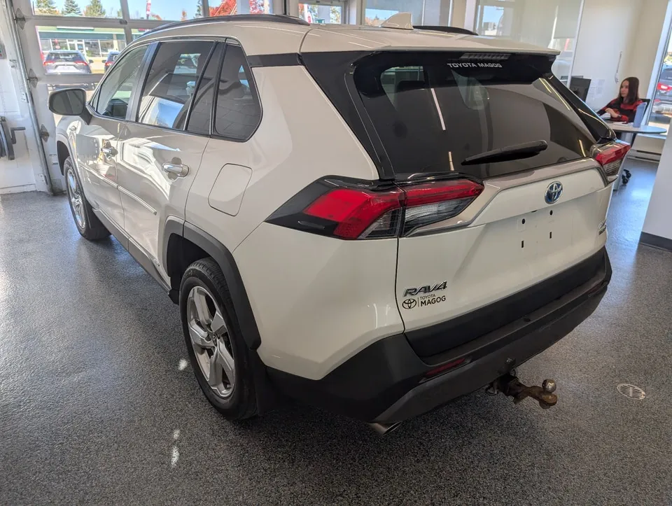 Toyota Rav4 2021 photo 4