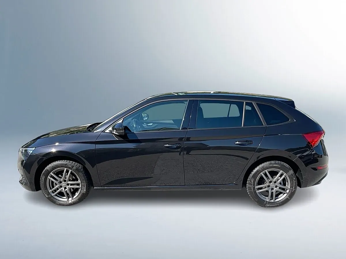 Skoda Scala 2021 photo 2