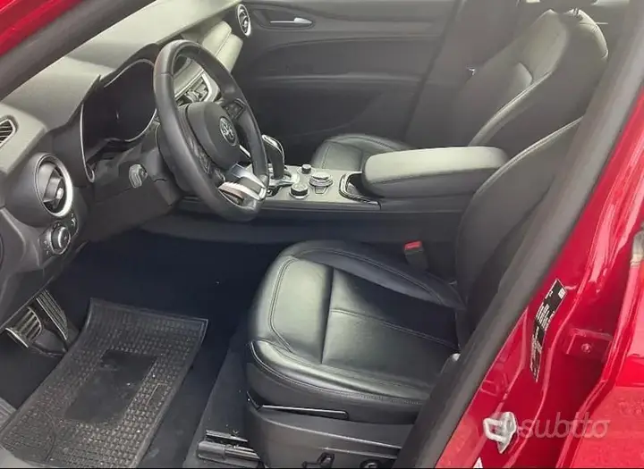 Alfa Romeo Stelvio 2023 photo 3