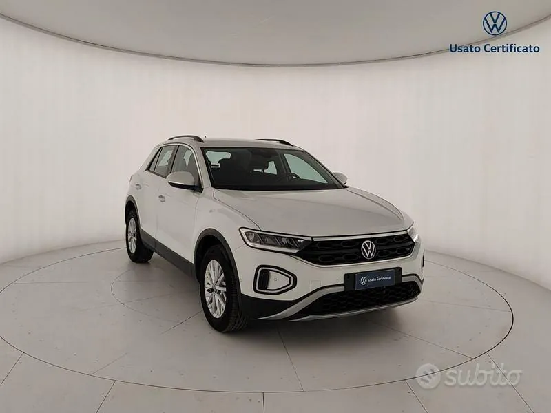 Volkswagen T-Roc 2023 photo 4