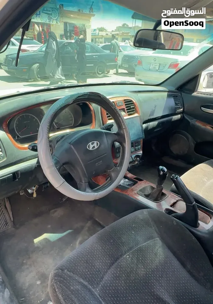 Hyundai Sonata 2005 photo 2