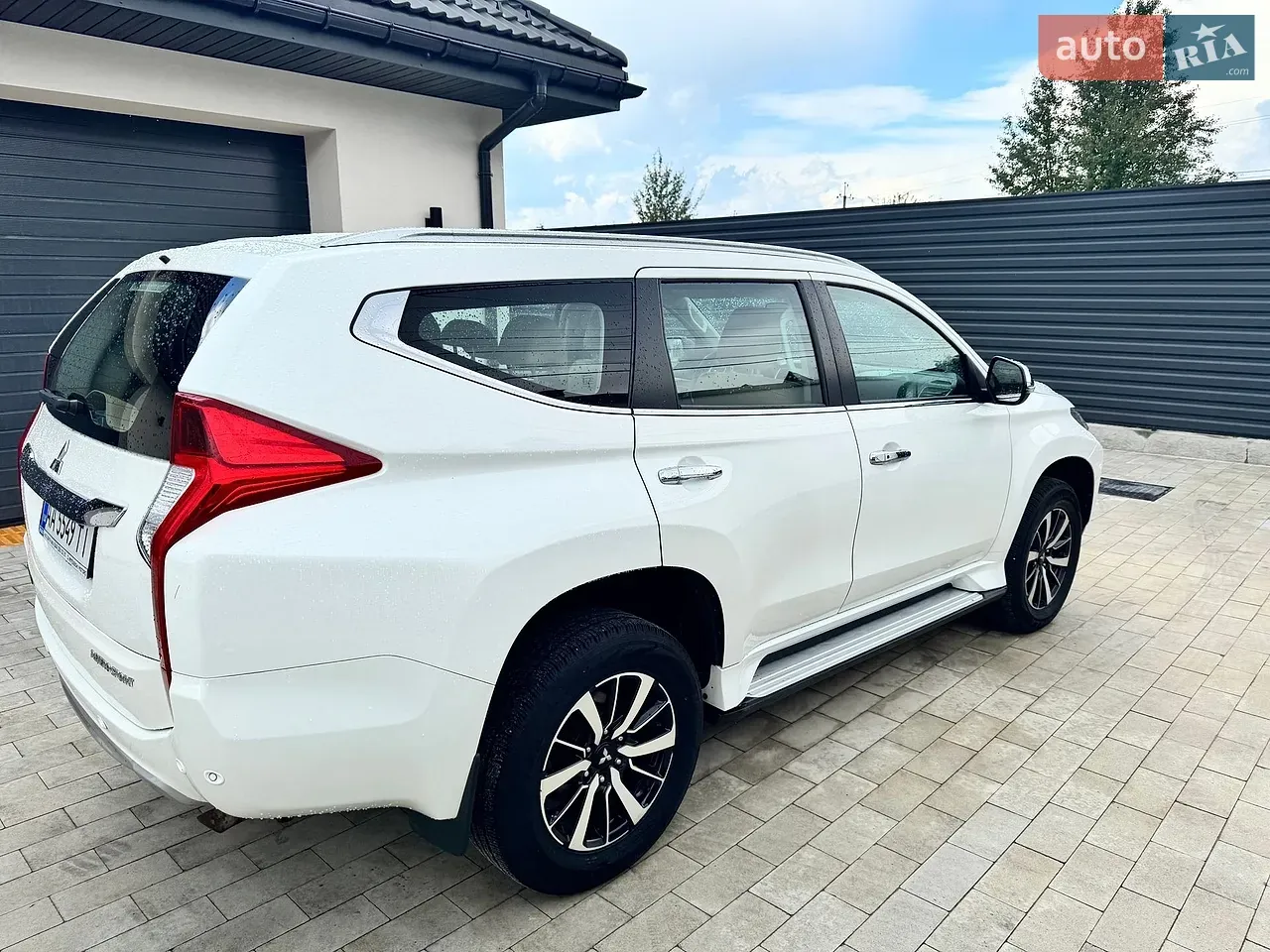 Mitsubishi Pajero Sport 2017 photo 5