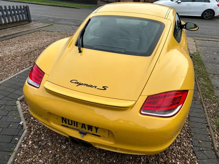 Porsche Cayman 2011 photo 3