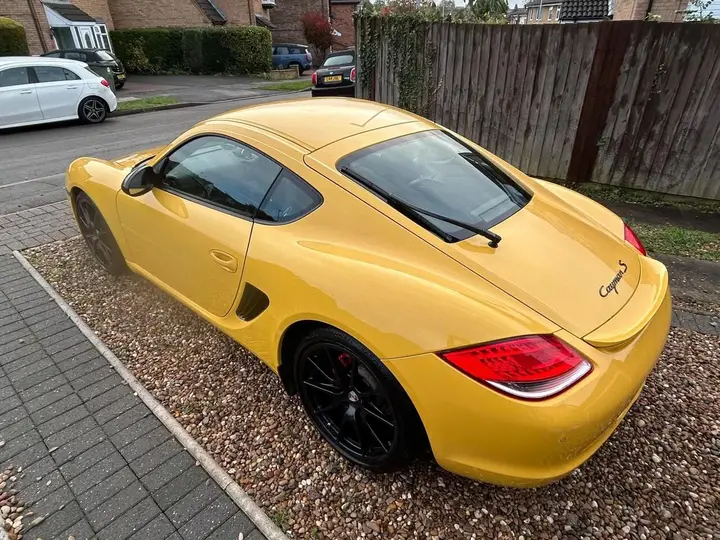 Porsche Cayman 2011 photo 5