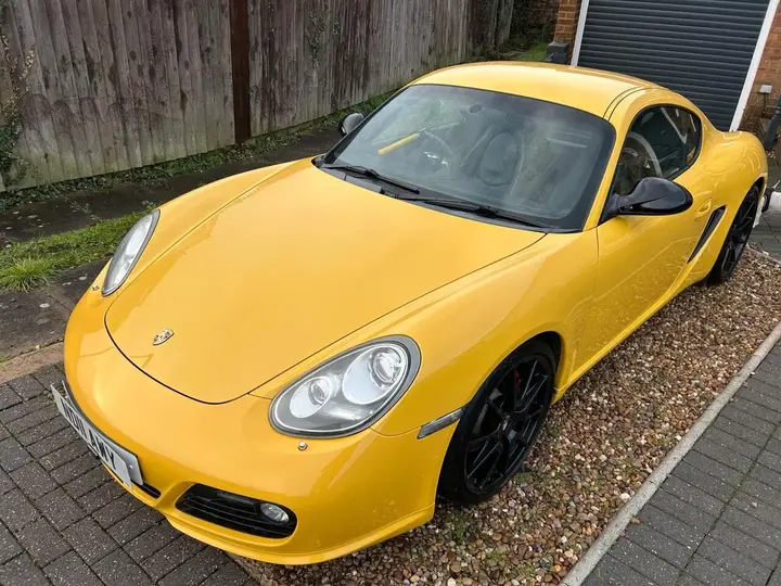 Porsche Cayman