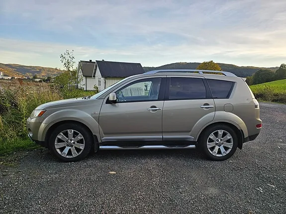 Mitsubishi Outlander 2008 photo 4