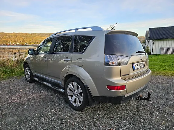 Mitsubishi Outlander 2008 photo 5