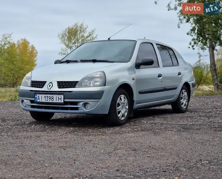 Renault Clio 2003 photo 3