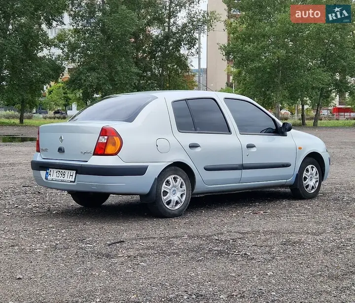 Renault Clio 2003 photo 5