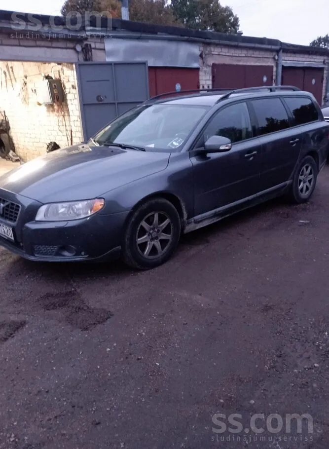 Volvo V70 2009 photo 3