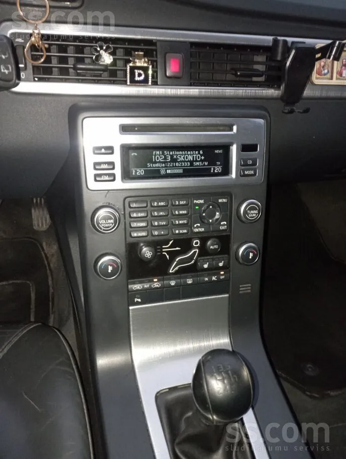 Volvo V70 2009 photo 4
