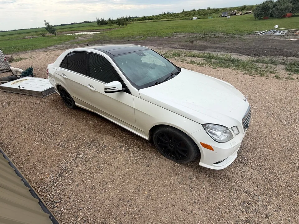 Mercedes-Benz E350 2011 photo 2