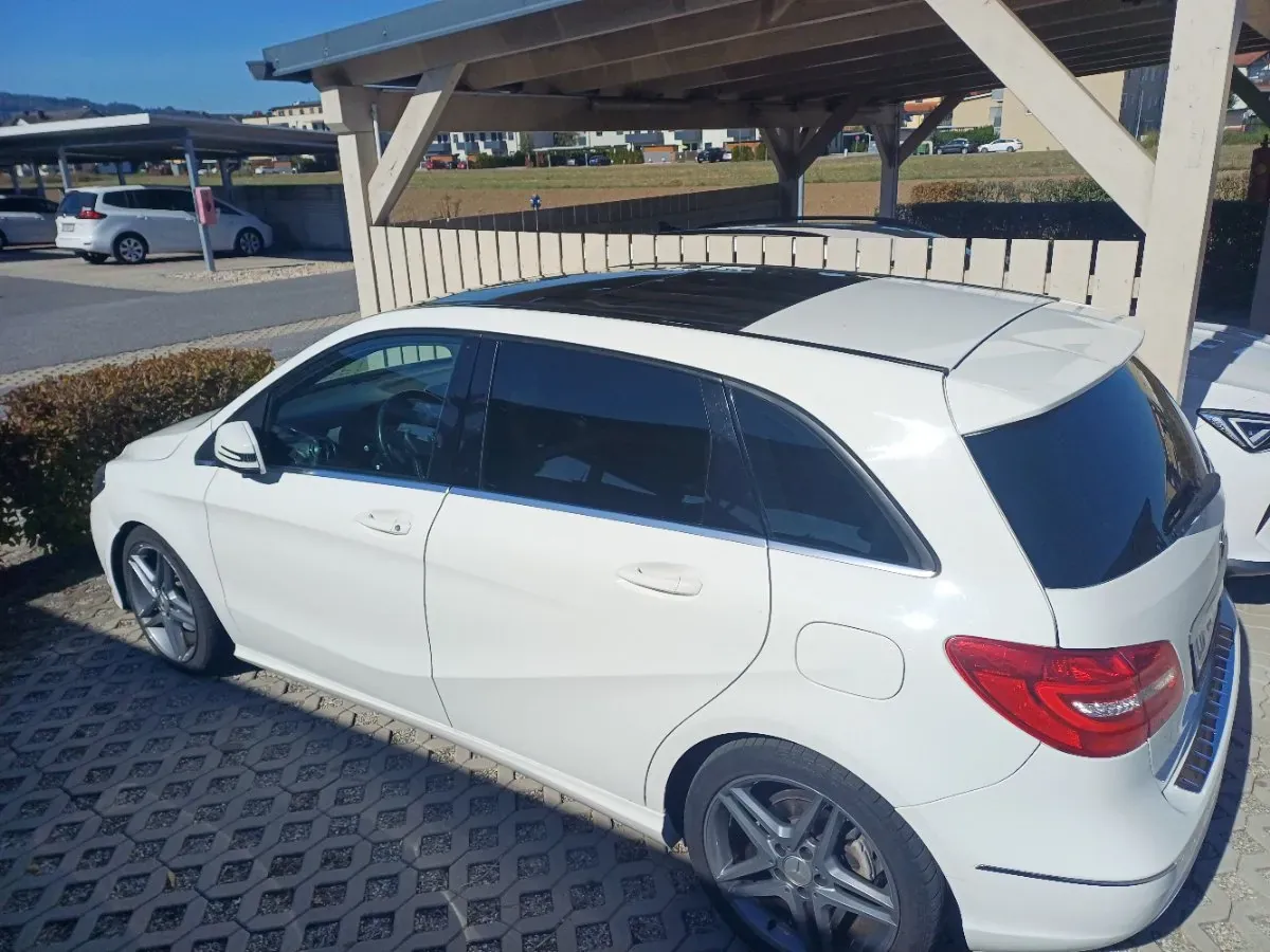 Mercedes-Benz B-Class 2014 photo 3