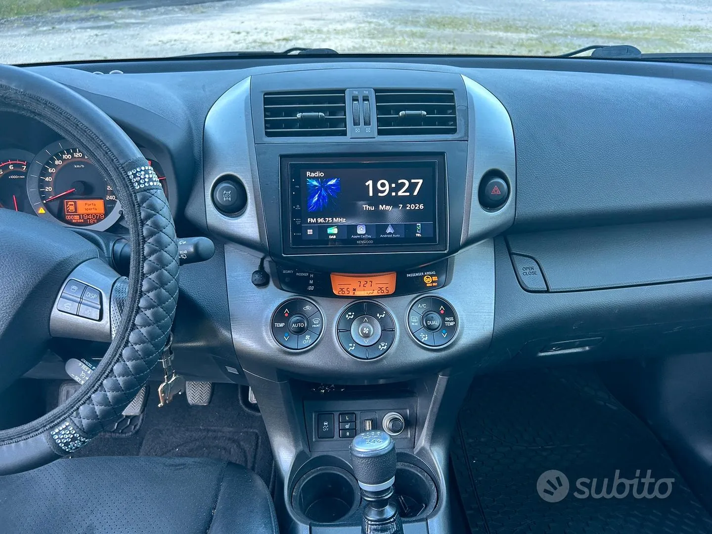 Toyota Rav4 2011 photo 4