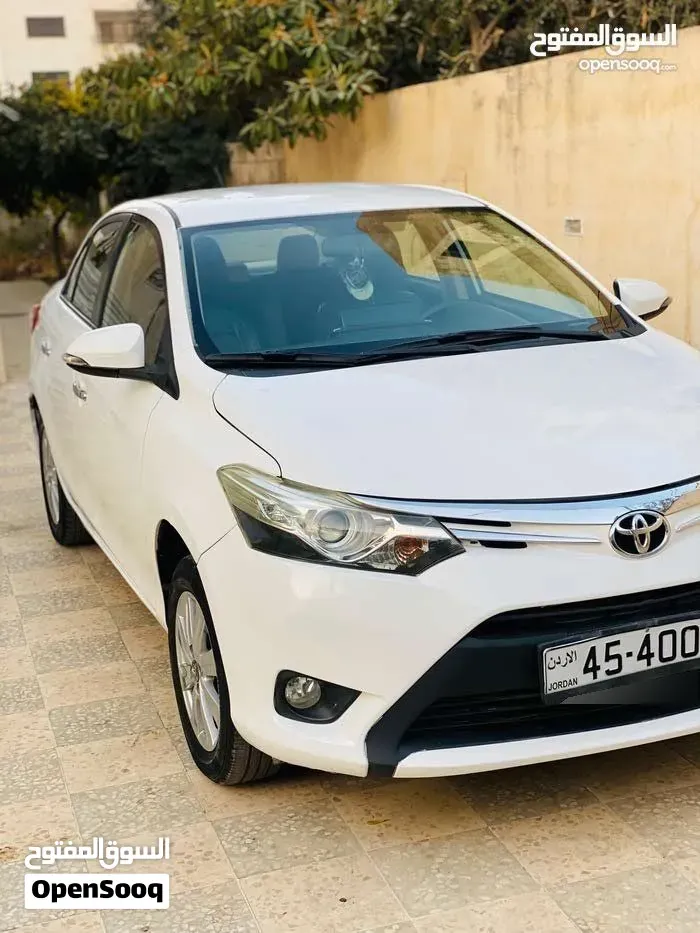 Toyota Yaris 2017 photo 5