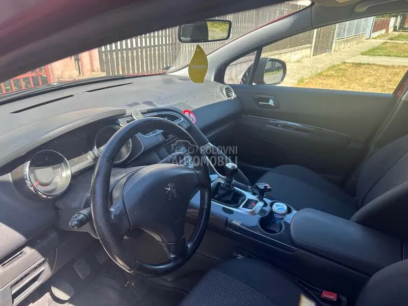 Peugeot 3008 2009 photo 4
