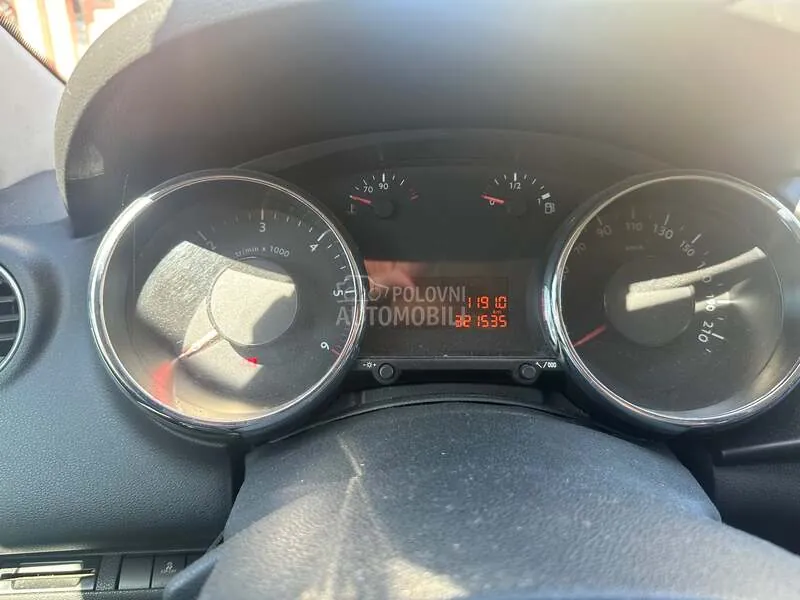 Peugeot 3008 2009 photo 5