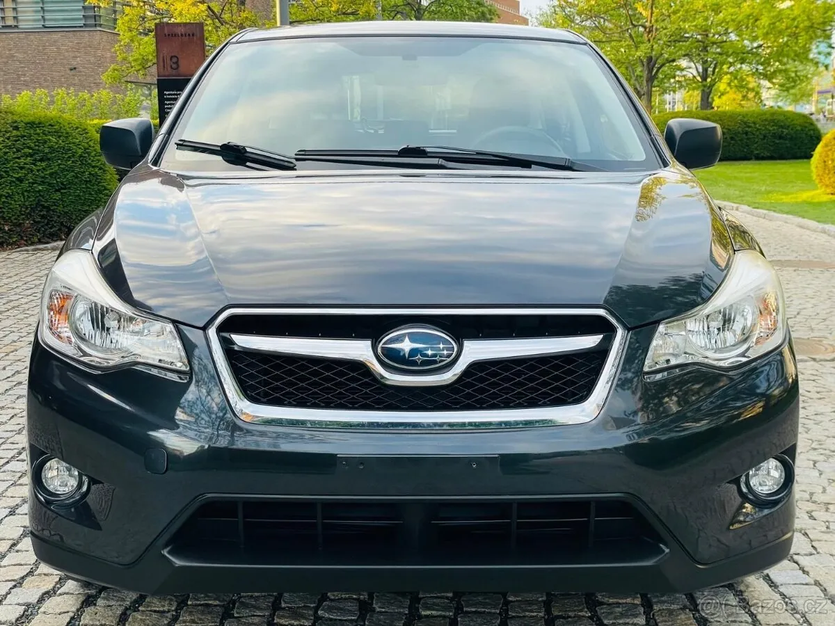 Subaru Xv 2012 photo 3