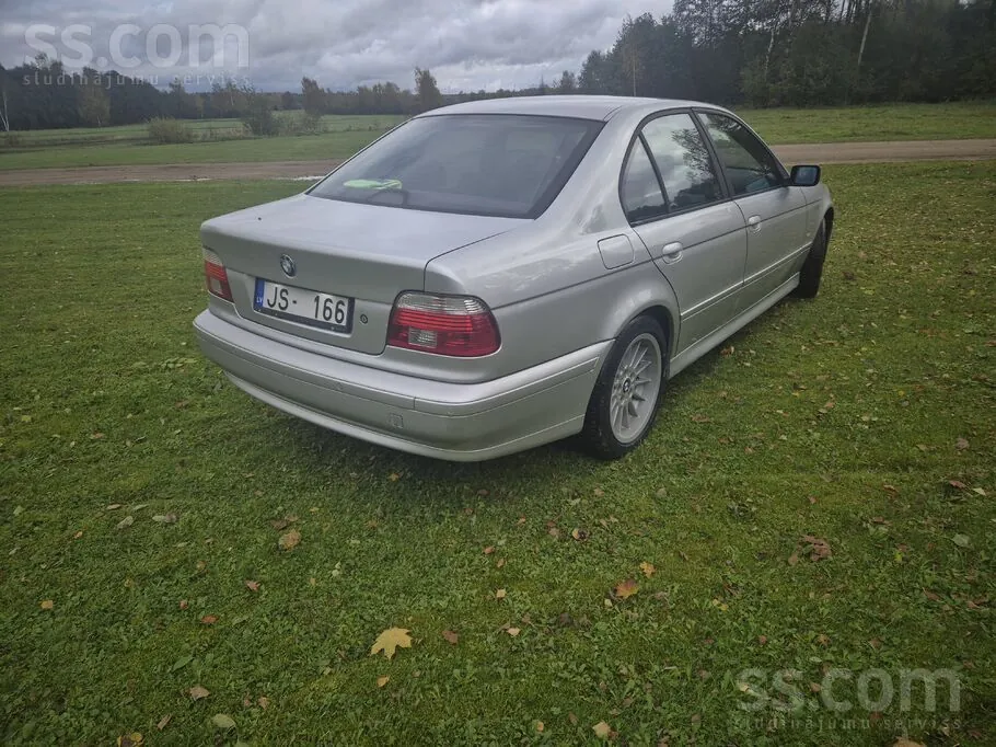 BMW 520 2002 photo 5