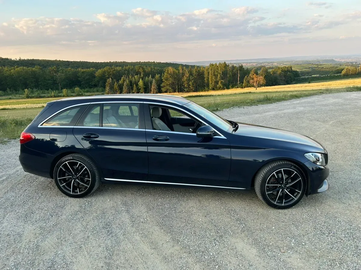 Mercedes-Benz C-Class 2015 photo 3