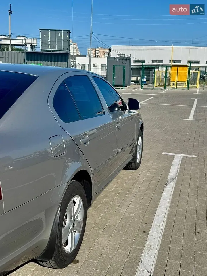 Skoda Octavia 2012 photo 4