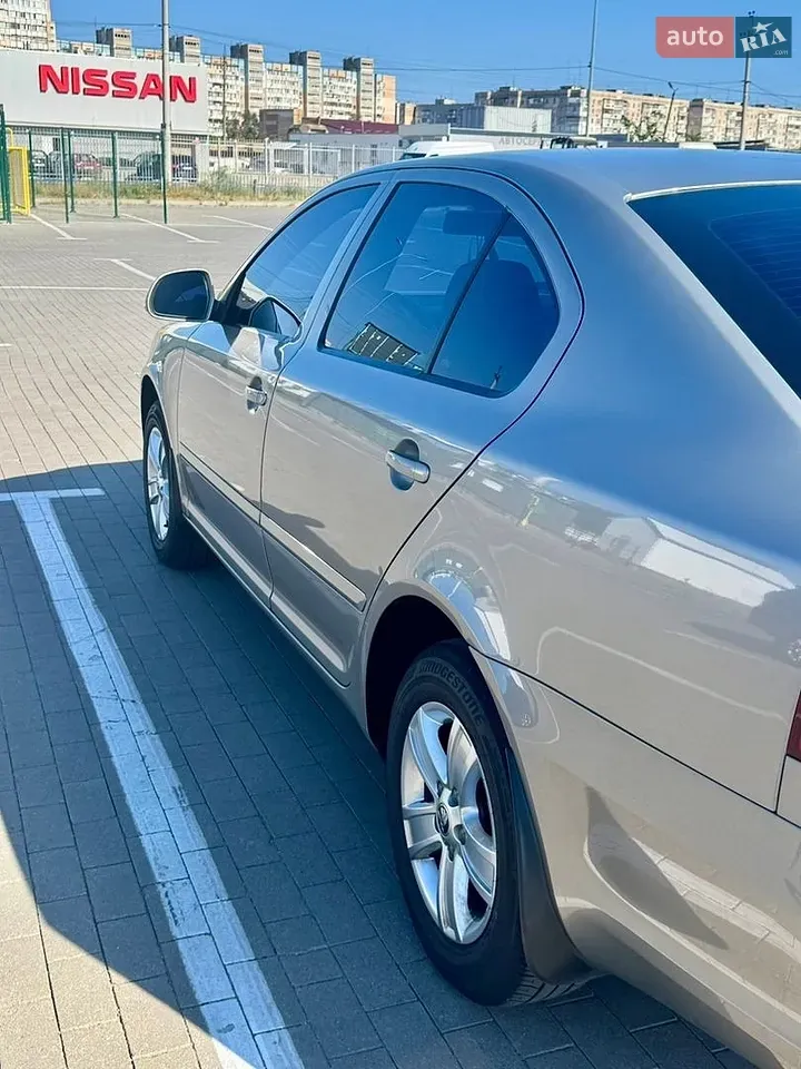Skoda Octavia 2012 photo 5