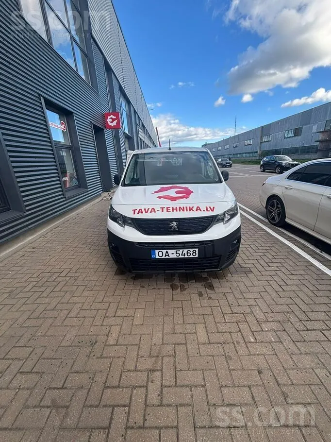 Peugeot Partner 2019 photo 2