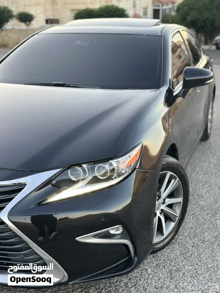 Lexus Es 300 2016 photo 3