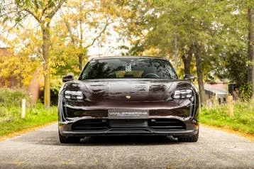Porsche Taycan 2022 photo 2