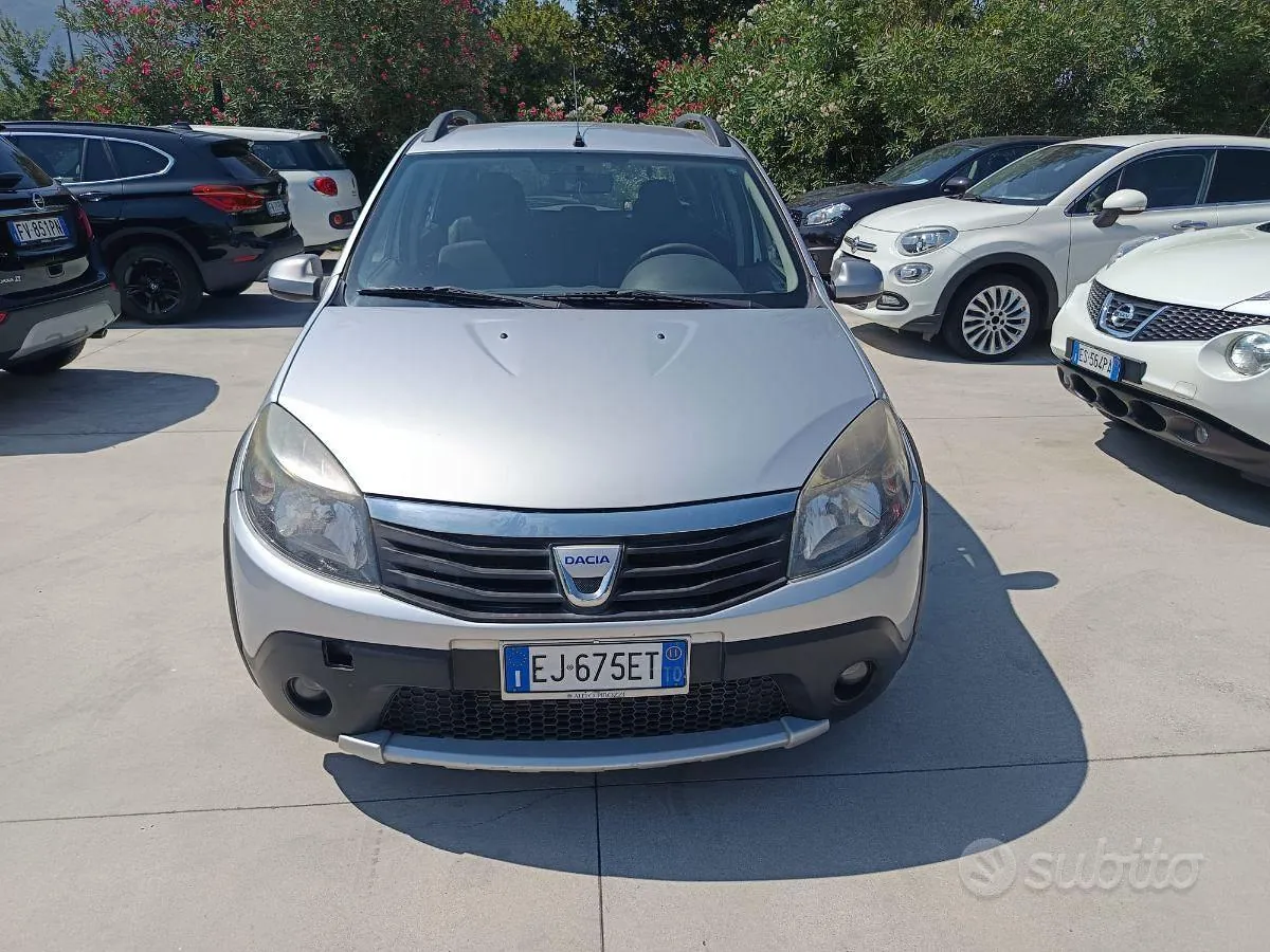 Dacia Sandero Stepway 2011 photo 2