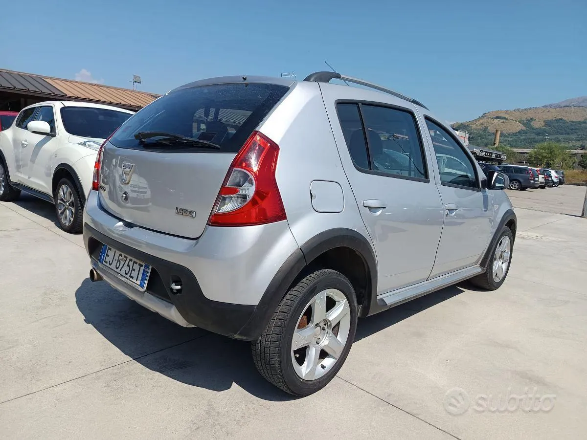 Dacia Sandero Stepway 2011 photo 5