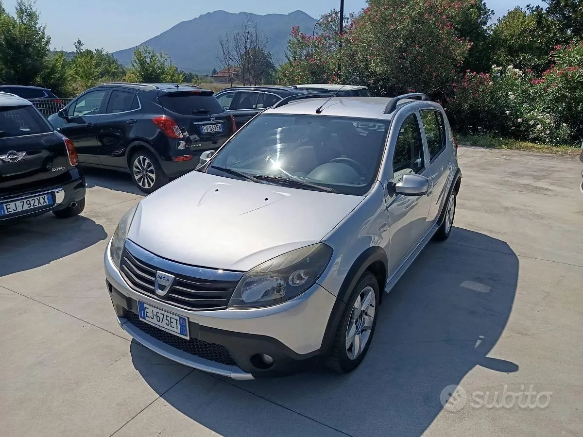Dacia Sandero Stepway 2011 photo 4